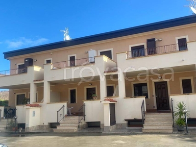 Villa a Schiera in vendita a Catanzaro via Antonio Izzi De Falenta, 38b