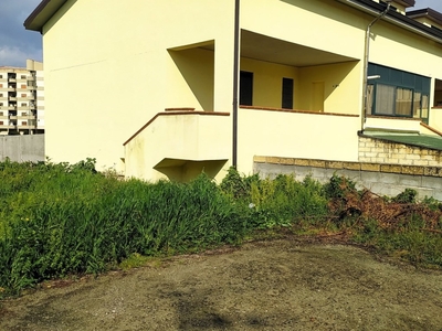 Villa a Schiera in vendita a Catanzaro via Puglia