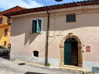 Villa a Schiera in vendita a Isola del Gran Sasso d'Italia frazione Trignano, 5