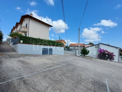Villa a Schiera in vendita a Mosciano Sant'Angelo contrada Nasone , 8
