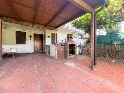 Villa a Schiera in vendita a Simeri Crichi via Marincoli