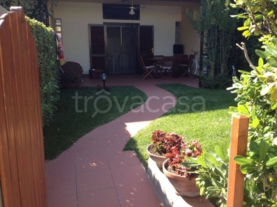 Villa Bifamiliare in in vendita da privato a Bernalda strada Provinciale bernalda-metaponto