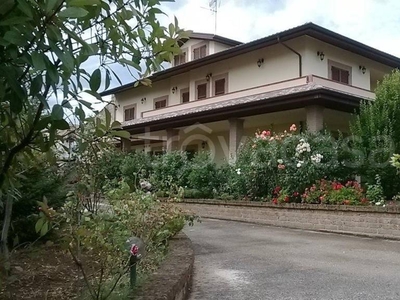 Villa Bifamiliare in in vendita da privato a Campli via San Giovanni Battista, 4