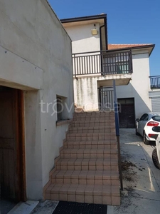 Villa Bifamiliare in in vendita da privato a Canzano strada Comunale Santa Maria
