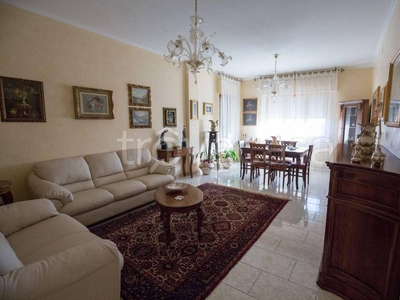 Villa Bifamiliare in in vendita da privato a Satriano via Corrado Alvaro, 1