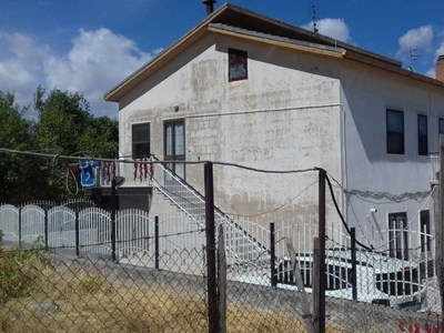 Villa Bifamiliare in in vendita da privato ad Avigliano contrada Paoladoce, 10