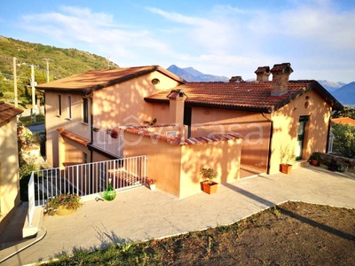 Villa Bifamiliare in vendita a Rivello strada Comunale Santa Margherita