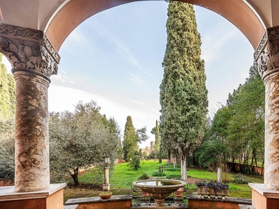 Villa di 750 mq in vendita Roma, Lazio
