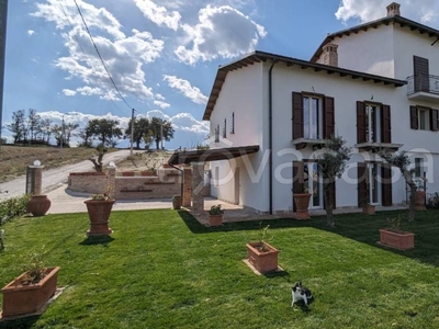 Villa in in vendita da privato a Castel Castagna ronzano