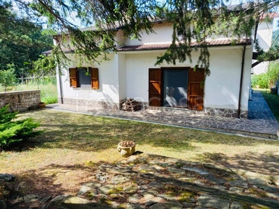 Villa in in vendita da privato a Crognaleto via Nazionale, 52