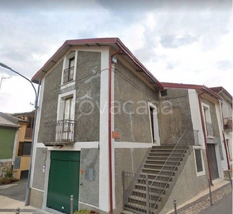 Villa in in vendita da privato a Fossato Serralta corso Umberto I