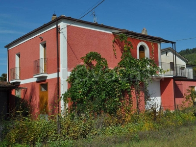 Villa in in vendita da privato a Marsico Nuovo sp80