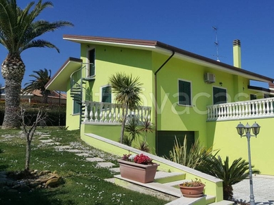 Villa in in vendita da privato a Martinsicuro via Semaforo, 21