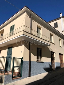 Villa in in vendita da privato a Montorio al Vomano via Camillo Benso di Cavour, 5