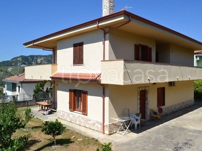 Villa in in vendita da privato a Settingiano via Nino Padella, 21
