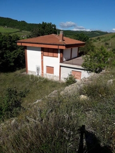 Villa in in vendita da privato a Tricarico viale Padre Michele Pacelli da Tricarico