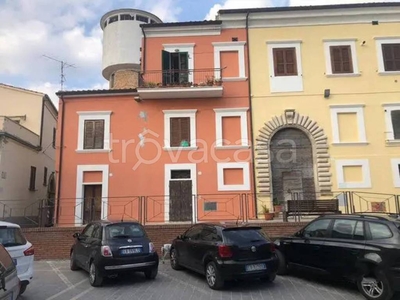 Villa in vendita a Canzano piazza Risorgimento, 10/