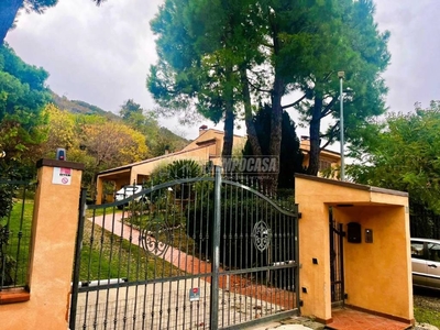 Villa in vendita a Colonnella via Vecchia Salaria 1