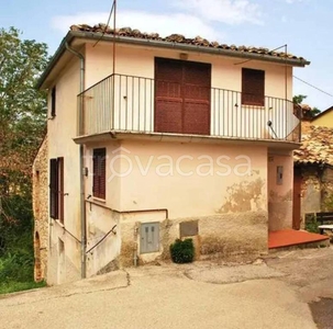 Villa in vendita a Isola del Gran Sasso d'Italia frazione San Massimo,