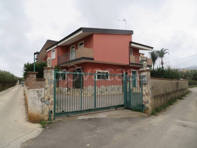 Villa in vendita a Lamezia Terme via delle Imprese
