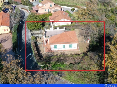 Villa in vendita a Maratea strada Comunale di Sorimpiano