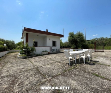 Villa in vendita a Matera strada Provinciale Fondo Valle Bradano