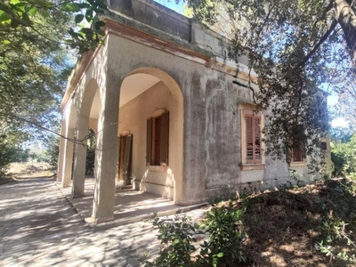 Villa in vendita a Matino