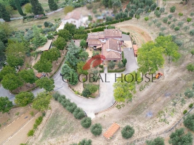 Villa in vendita a Montorio al Vomano strada comunale San Sebastiano, 15