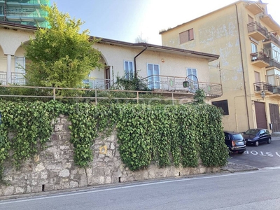 Villa in vendita a Tito via Nuova, 146