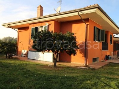 Villa in vendita ad Alba Adriatica via ascolana
