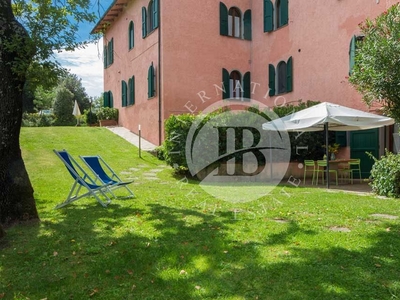 Villa in vendita Montaione, Italia