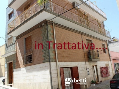 villa indipendente in vendita a Canosa di Puglia