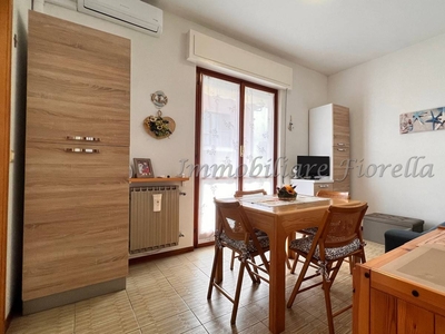 Appartamento in vendita a Loano Savona
