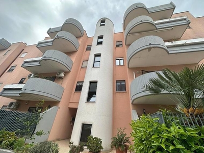 Appartamento in vendita a Taranto, via Di Comite, 12 - Taranto, TA