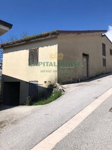 casa in vendita a Capriglia Irpina