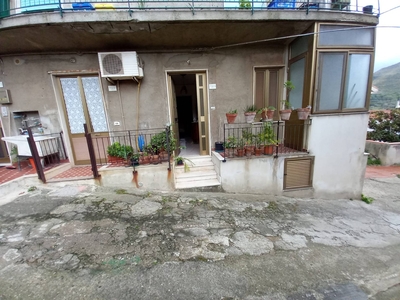 Casa singola in vendita a Saponara Messina Cavaliere