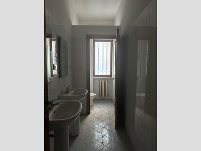 Appartamento in Vendita a Avellino, 940 m²