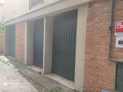 Appartamento in Vendita a Pisa, 335'000€, 150 m², con Box