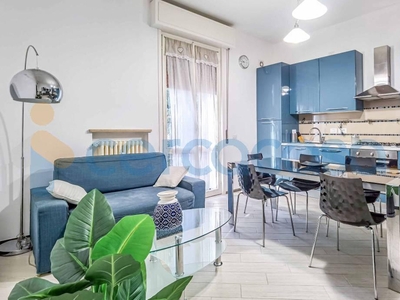 Appartamento Trilocale in ottime condizioni, in affitto in Piazza Giancarlo Rastelli, Parma