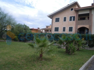 Appartamento Trilocale in ottime condizioni in vendita a Guidonia Montecelio