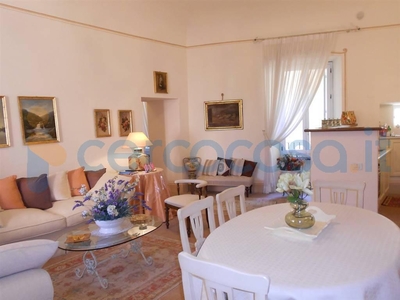 Appartamento Trilocale in ottime condizioni in vendita a Spoleto