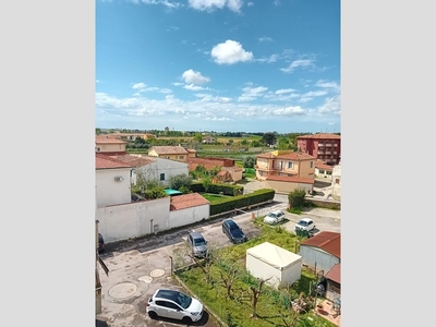Attico in Vendita a Pisa, zona Riglione Oratoio, 90'000€, 65 m²