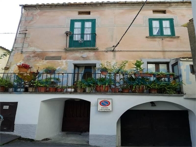 Casa semi indipendente in vendita in Via Julia Vincenzo 84, San Marco Argentano