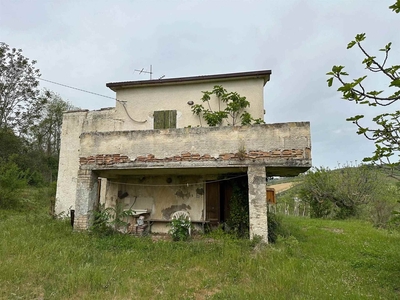 Casa singola in Cda Serepenne a Villamagna