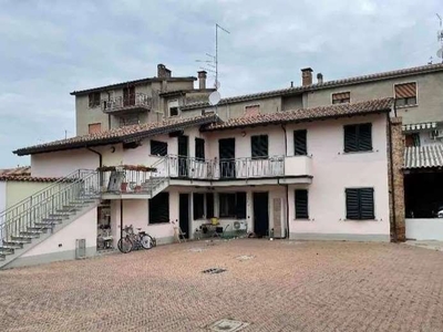 Porzione di Casa a Borgonovo Val Tidone