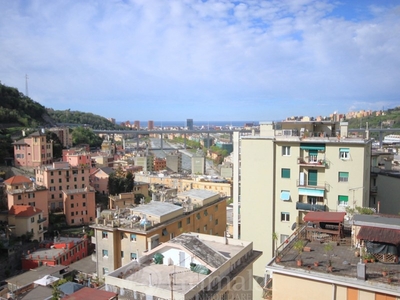 Quadrilocale in Vendita a Genova, 149'000€, 85 m²