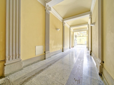 Quadrilocale in Vendita a Torino, zona San Salvario, 319'000€, 170 m²