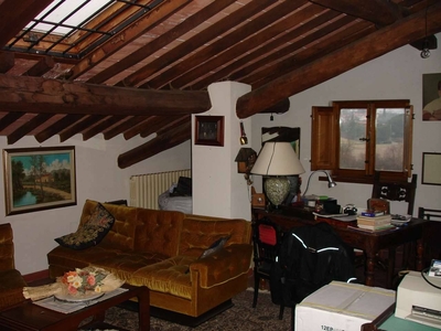 Villa in Vendita a Capannori Gragnano