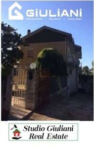 Villa in Vendita a Terracina