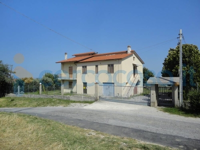 Villa in vendita in Contrada Sant' Antonio 13, Poggio San Marcello